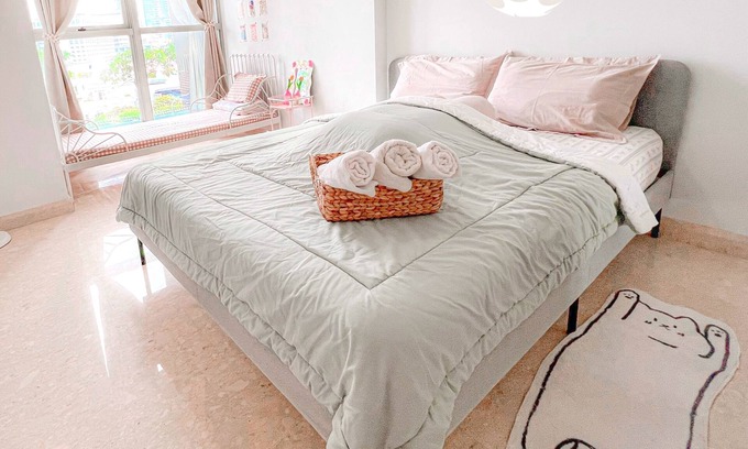Pantai Indah Kapuk House | Lovely Family Stay at Gold Coast PIK. Near PIK Avenue & Airport!