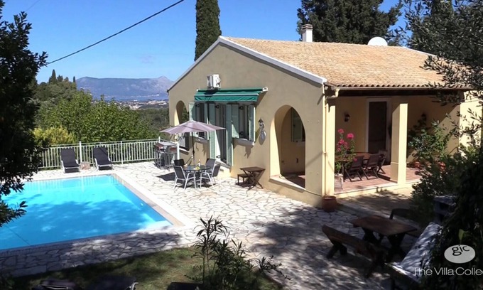 Achilleio Villa | IDEAL FAMILY VILLA IN GASTOURI WITH GARDENS AND SWIMMING POOL
