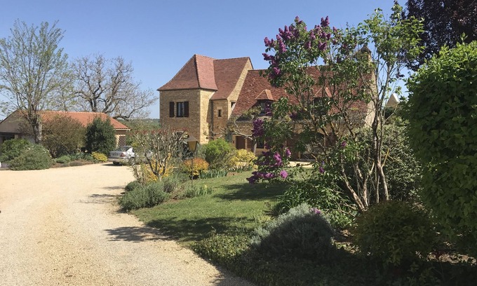 Marcillac-Saint-Quentin House | Ideal holiday and cultural discovery