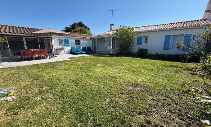 Noirmoutier-en-l'Ile House | Ideally located house in Noirmoutier in the island