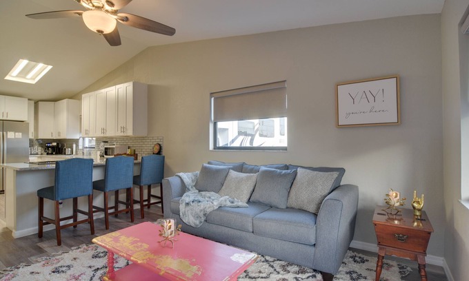 Palm Harbor Condo | Ideally Located Palm Harbor Condo: Walk Downtown!