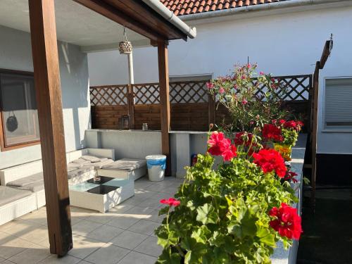 Tiszafured House | Idill Apartmanház B&B