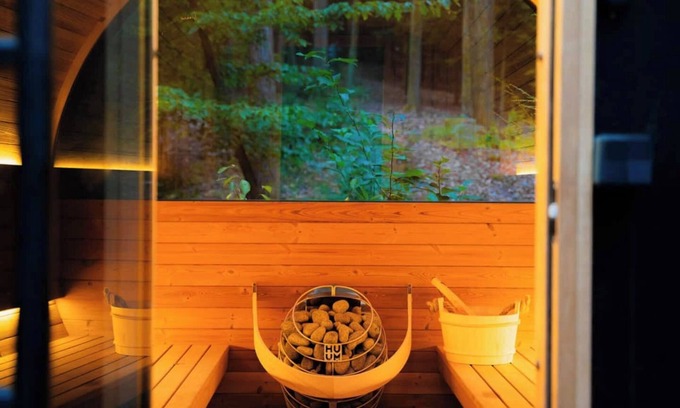 South Bloomingville Villa | Idyll Reserve 1 | The South - sauna, hot tub, EV charger