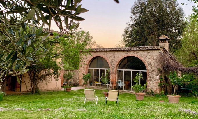 Sovicille Apartment | Idyllic apartment farmstead hidden in a Tuscan valley located 15min. from Siena