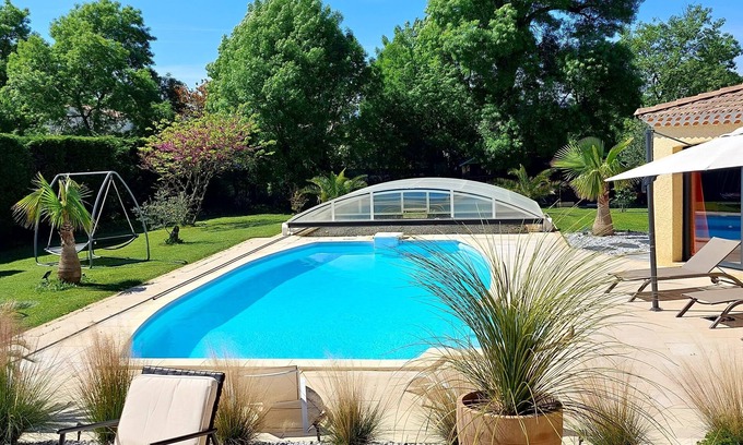 Lezan Villa | Idyllic, quiet villa