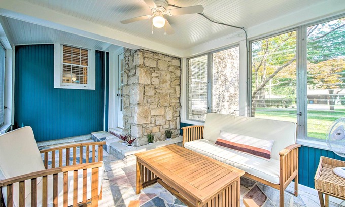 Springfield House | Idyllic Springfield Haven w/Screened Porch!