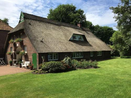 Neuenkruge Apartment | Idyllische Ferienwohnung in Wiefelstede