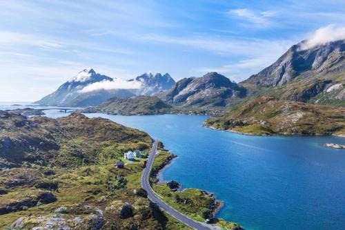 Flakstad House | Idyllisk feriehus i Lofoten