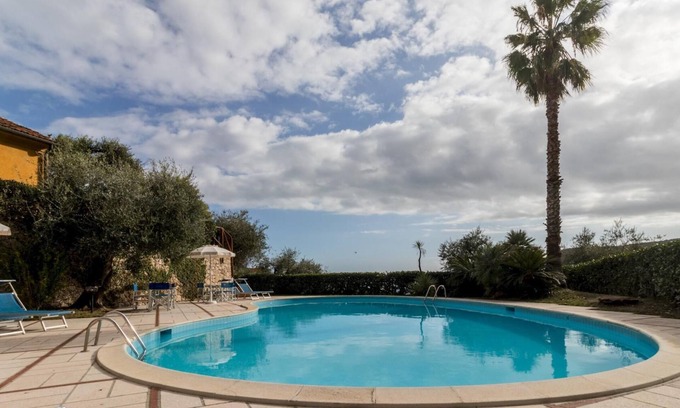 Finale Ligure Apartment | Il Borgo Apartments A1 - Sv-d600-bove3ata