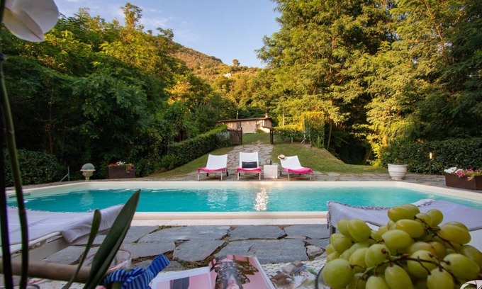 Camaiore Villa | Il Castagno Country House Versilia, villa with private pool and air conditioning