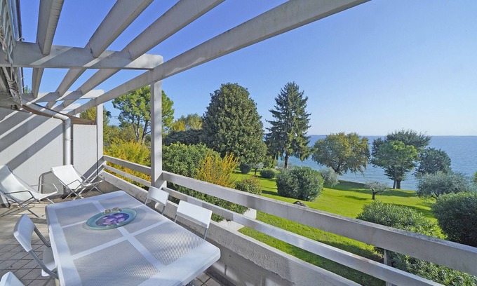 Padenghe sul Garda Apartment | Il Melagrano A12 by Wonderful Italy