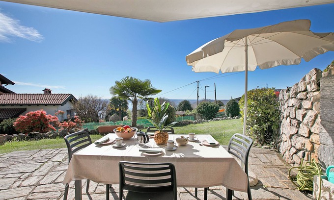Massino Visconti House | Il Poggio Radioso Lake View & Garden, Nebbiuno, Italy