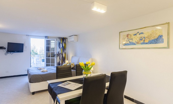 San Lorenzo della Costa Apartment | "Il Rifugio di San Massimo" splendid apartment at the ground floor