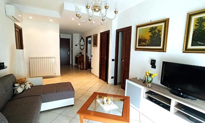 San Bartolomeo al Mare Apartment | Il Tulipano