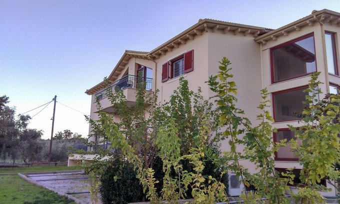 Galaxidi Apartment | ILIA ART SUITES & ESTATE