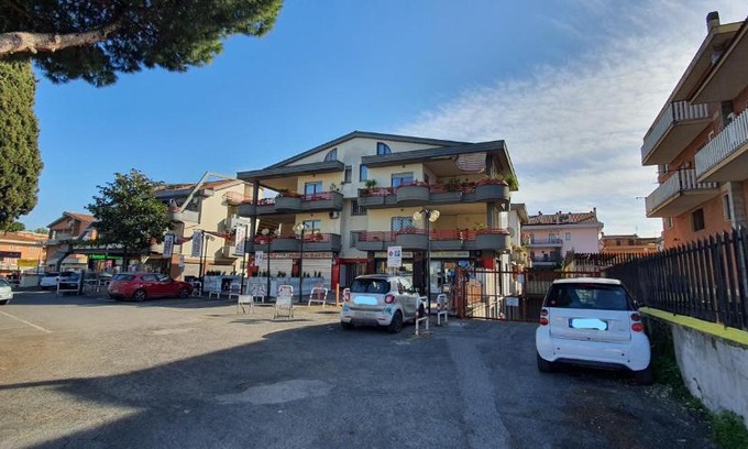 Borghesiana Apartment | ILIO e GIULIA APART 300 METERS FROM METRO STATION C