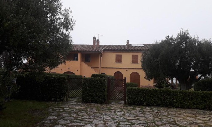 Osimo Apartment | IMMERSA NEL VERDE