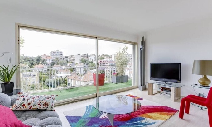 Carnot Apartment | Immogroom - Apartment with terrace - A C - Parking