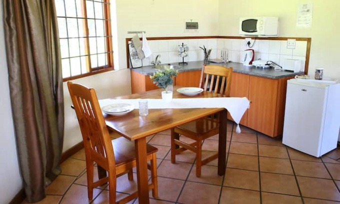 Krugersdorp Ski Chalet | Impangele Lodge Chalet 03 - Loft