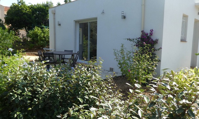 Saint-Aygulf Villa | In St Aygulf, recent air-conditioned villa, detached, 2 rooms and enclosed parking space
