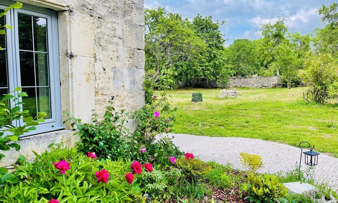 Saint-Broing-les-Moines House | In the heart of the National Forest Park, come and recharge your batteries at Prieuré St Broing