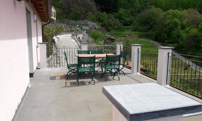 Velva Apartment | IN THE HILL OVER SESTRI LEVANTE WITH WIDE TERRACE AND PANORAMIC VIEW