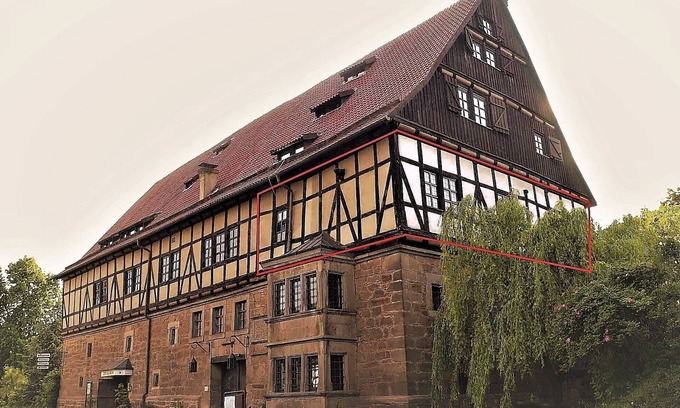 Bad Arolsen Apartment | IN the Wetterburg - Holidays in the Middle Ages - knight time