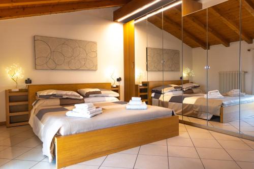 Zanica Apartment | Incantevole Mansardato 75mq vicino a BGY