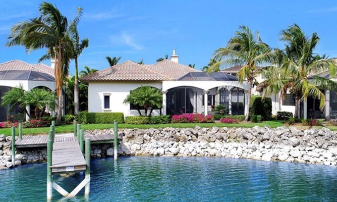 Miromar Lakes House | Incredible 5* Home on the Water! Award Winning Community Min.rental is 90 days.