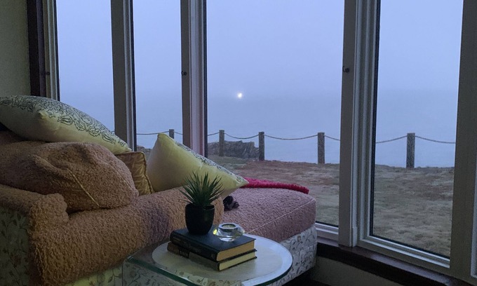 Mavillette House | INCREDIBLE ocean cliff views at your doorstep on very private acreage + parking.