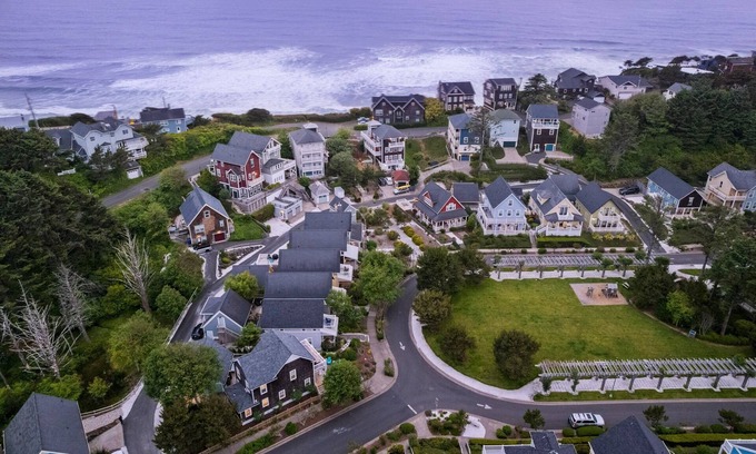 Nelscott House | Incredible Olivia Beach Escape, Hot Tub, Across Street From Park, Playground, Communal Pool, BBQ