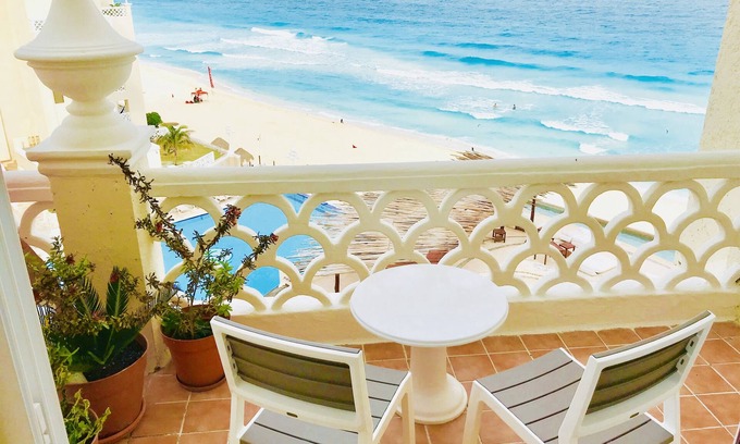 Punta Cancun Apartment | Incredible sea view deluxe with balcony