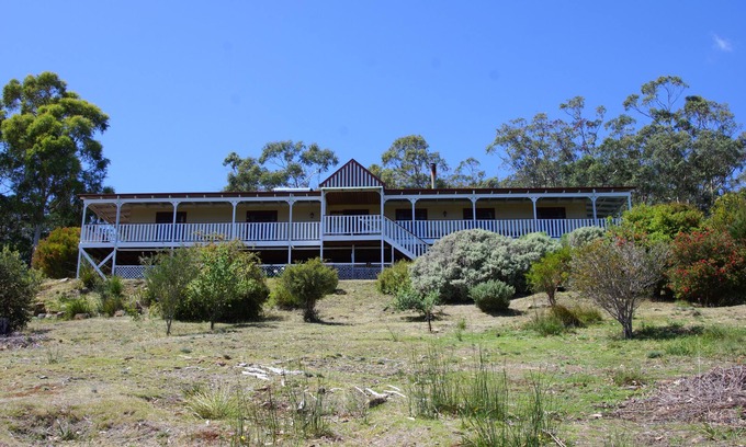 Taranna Cabin | Incredible Water Views Among Bushland on Tasman Peninsula - 6 Bed/6 Bath