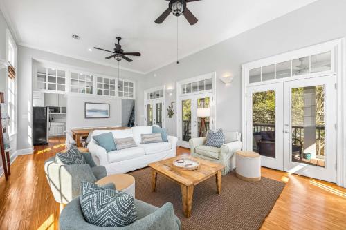 Seaside House | Independence Day
