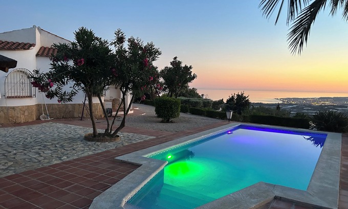 Sayalonga House | Independent villa, magnificent sea view, private swimming pool, WIFI