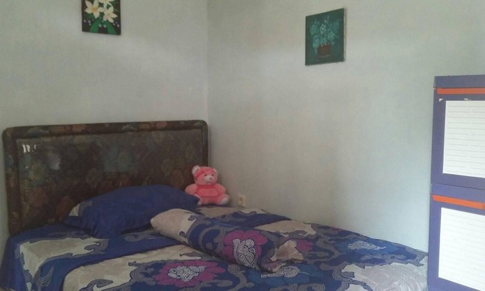 Cianjur House | Indonesia Village is homestay