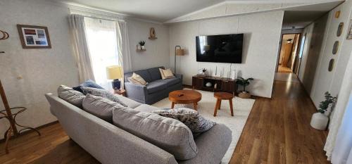 Northeast Entrance Badlands Apartment | Indoor hosting