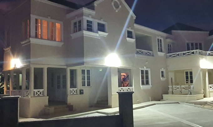 Bagatelle Terrace House | Infinity Townhomes, Charming 3-bedroom, 3.5 bathroom townhouse, AC, fitness room