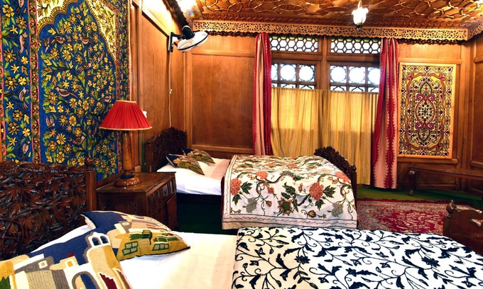 Sudarbal Boat Rental | Inshallah houseboat 10 Bedrooms