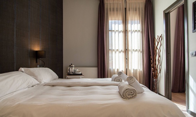 Gothic Quarter Apartment | Inspired by EnjoyApartments