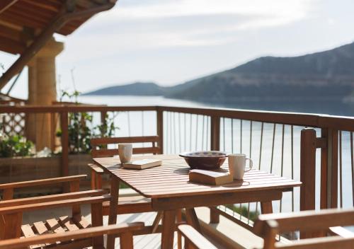Arkadiko Chorio Apartment | Into The Blue Apartment