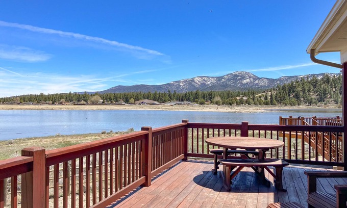 North Estates House | Intriguing dog-friendly home with fireplace, jetted tub, patio, & gas grill