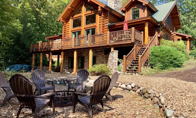 Bellaire House | Introducing Whispering Pines @ Cedar River Village