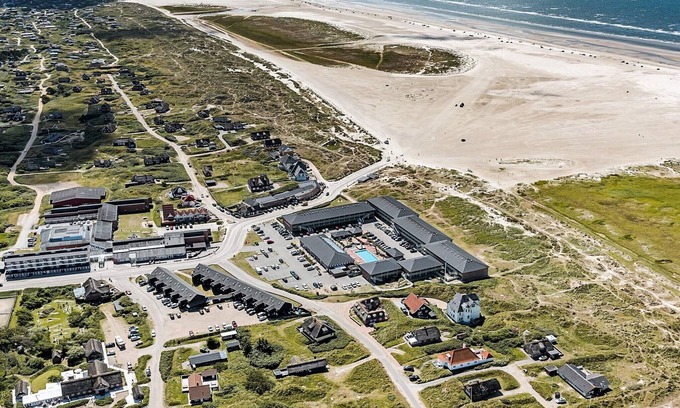 Rindby Strand Apartment | Inviting holiday home in Fanø