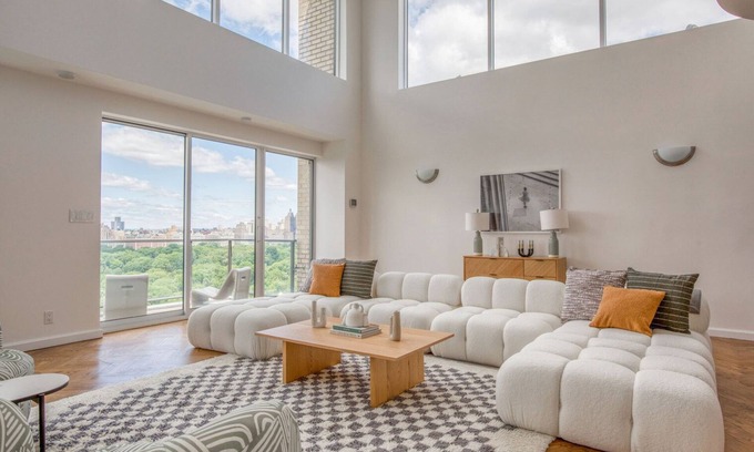 Uptown Apartment | Inviting UES 2BR w/Gym & W/D, near Central Park, by Bluegorund