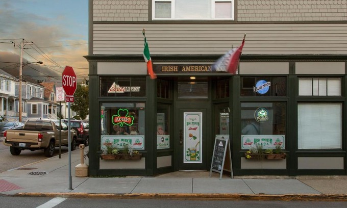 Fifth Ward Apartment | Irish American INN