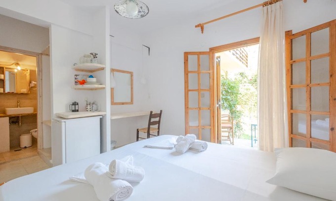 Sougia Apartment | Irtakina