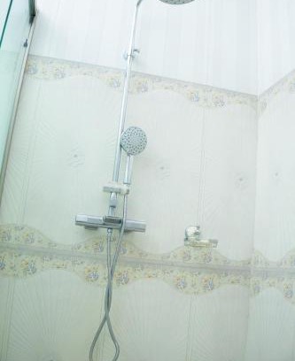 Nakaseke House | Isange Guest House