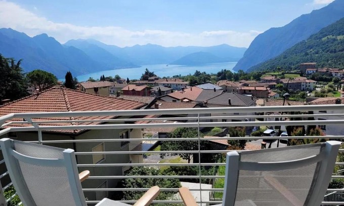 Solto Collina Apartment | IseoLakeRental - The View