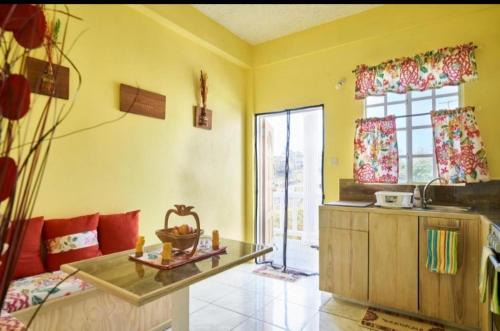 Charlestown Apartment | Isla Vista Apartment Canouan #2